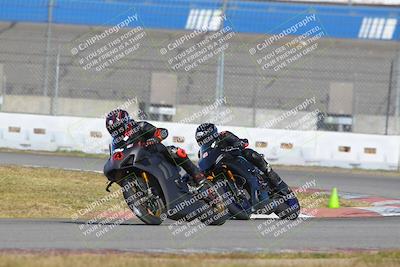 media/Nov-26-2022-Fastrack Riders (Sat) [[b001e85eef]]/Level 3/Session 3 Outside Turn 9/